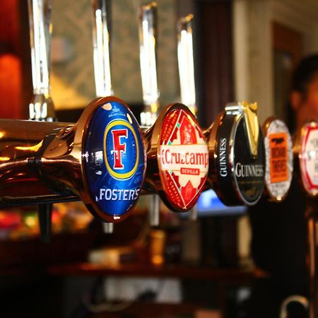 Kings Arms Hotel Bicester Kültér fotó