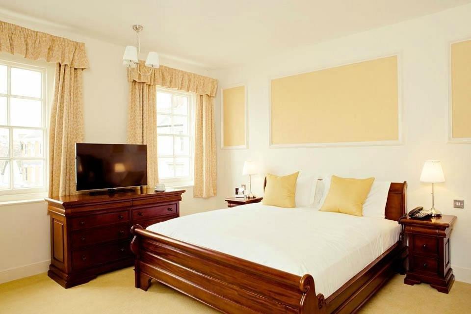 Kings Arms Hotel Bicester Kültér fotó