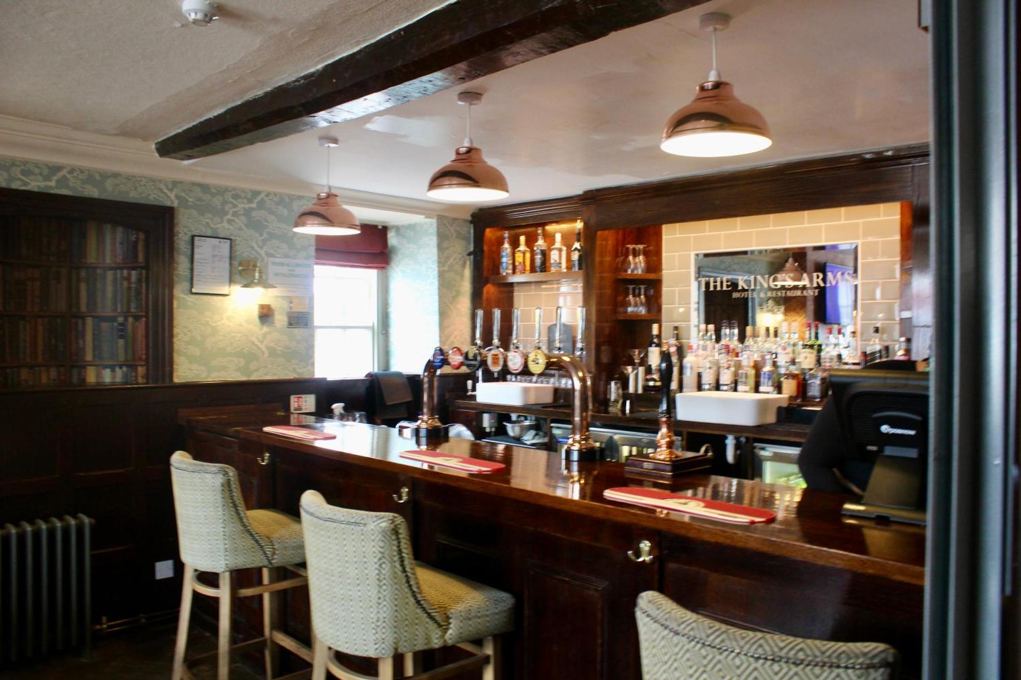 Kings Arms Hotel Bicester Kültér fotó